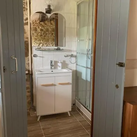 Holiday home Le Petit De Milhac-de-Nontron